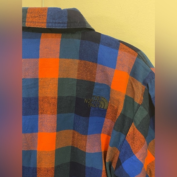 The North Face Reversible Plaid Jacket Size M Blue Shacket Quilted Flannel Coat - Picture 6 of 16